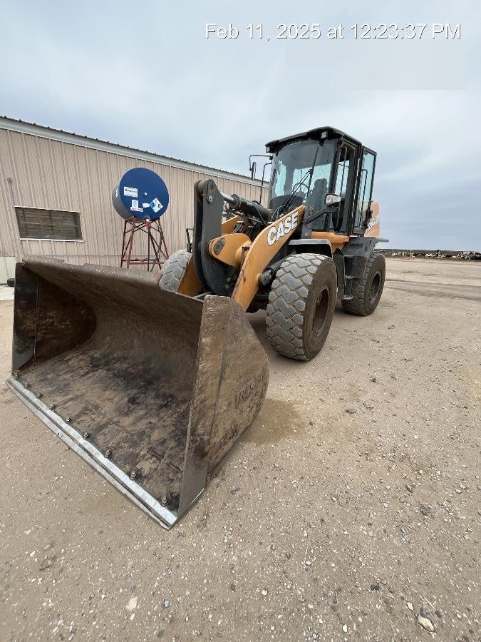 2021 CASE 721G