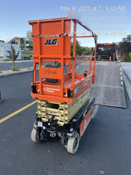 2022 JLG ES1932