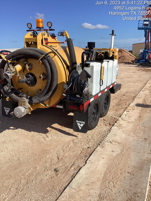 2023 Vac-Tron LP573XDT T4 Koehler Diesel Engine, 500 Gallon Debris Tank, x2 100 Gallon Water Tanks