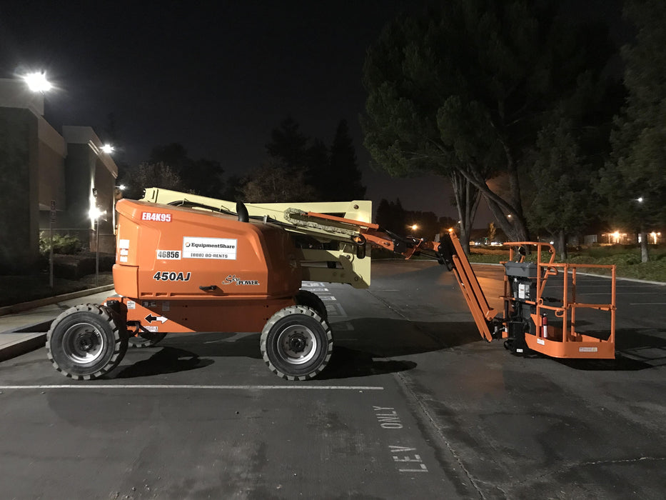 2019 JLG 450AJ