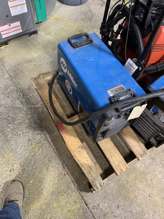 2021 MILLER ELECTRIC XMT 350