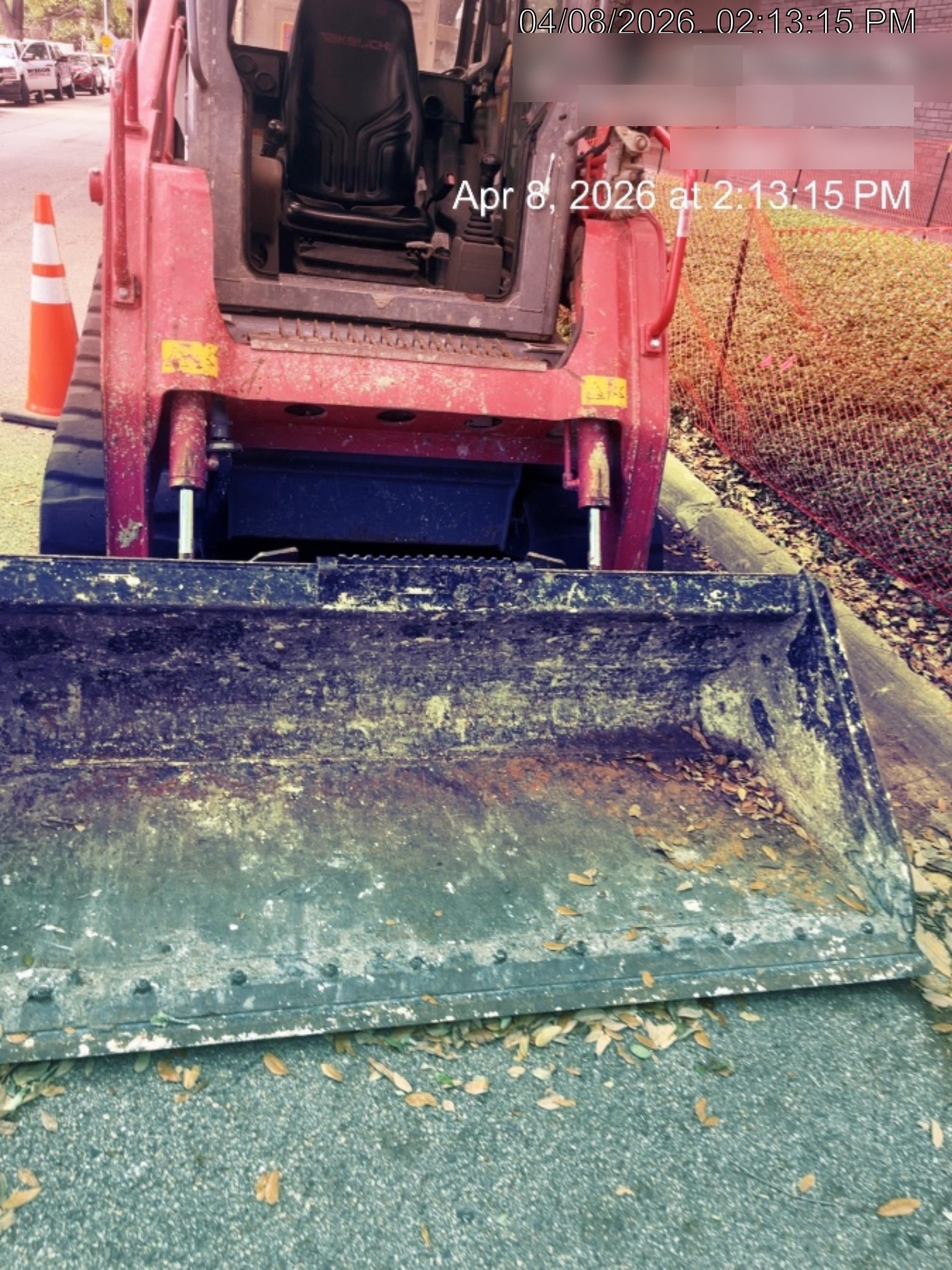 2019 Takeuchi TL8 Cab/Heat/AC, Back-up Alarm, Hydraulic QC 76" HD Bucket with smooth bolt-on edge