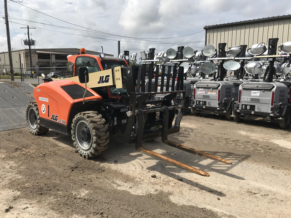 2020 JLG G5-18A Cab/Heat/Air, NM Solid Tires, Beacon w/48" Carriage, 48" Pallet Forks