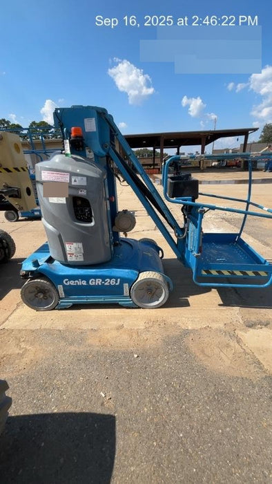 2020 GENIE GR-26J