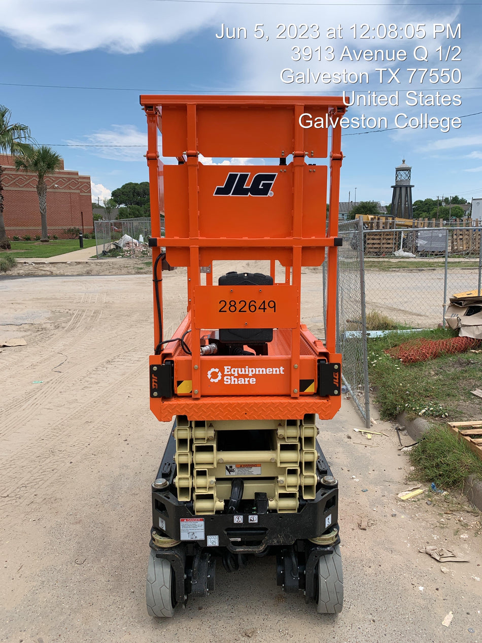 2022 JLG ES1932