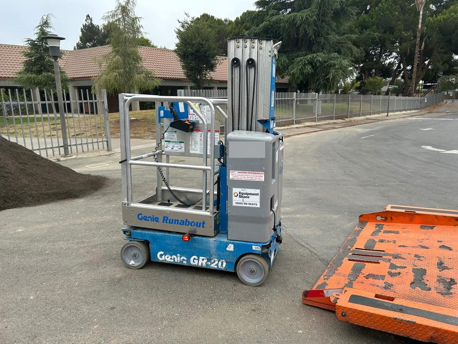 2018 GENIE GR-20