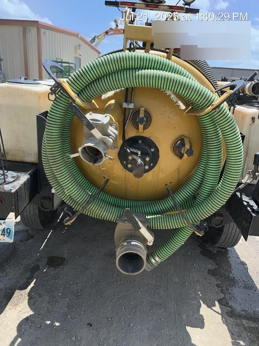 2023 Vac-Tron LP573XDT T4 Koehler Diesel Engine, 500 Gallon Debris Tank, x2 100 Gallon Water Tanks