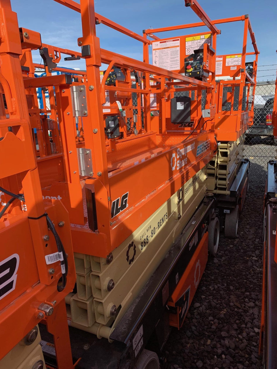 2022 JLG ES2632