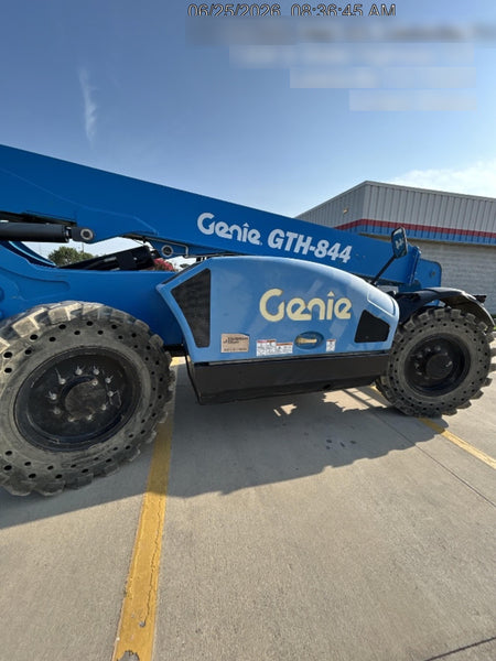 2018 GENIE GTH-844