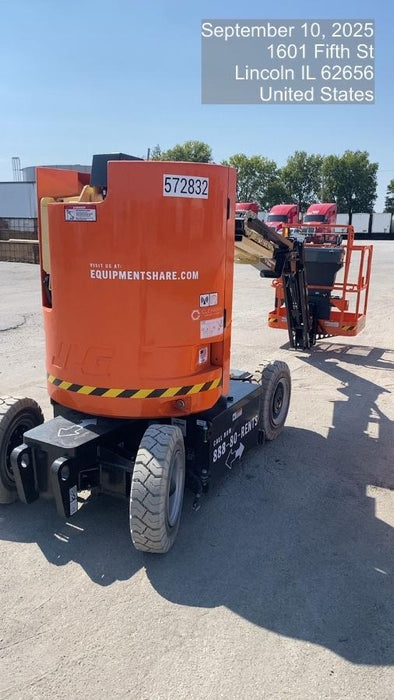 2025 JLG E300AJP