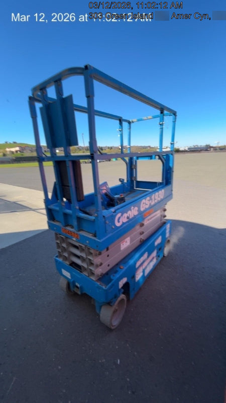 2020 Genie GS-1930 Solid Non Marking Tires, Beacon, Folding rails with half height swing gate, 800W Inverter