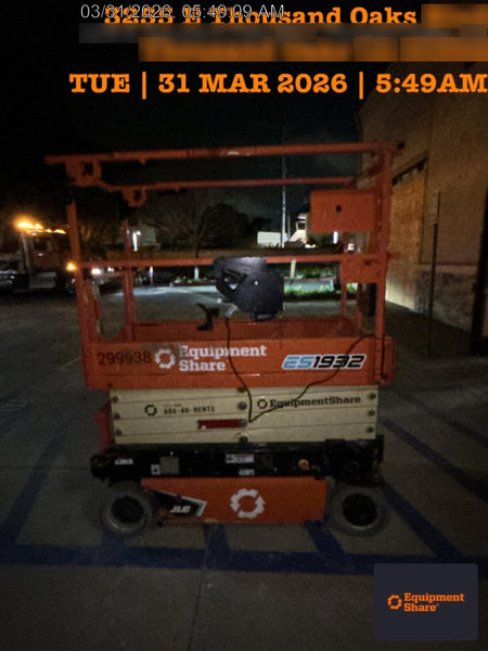 2023 JLG ES1932