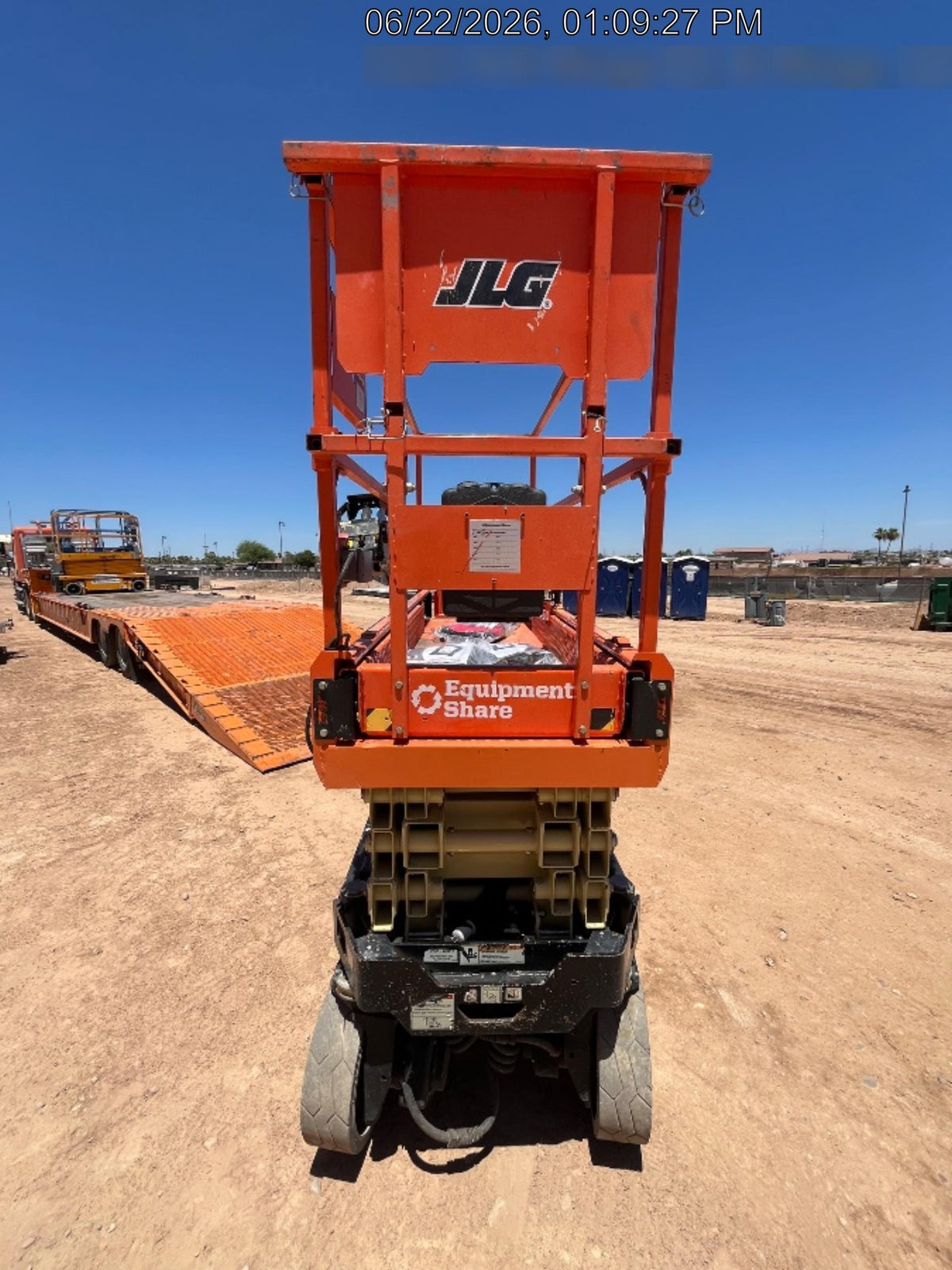 2022 JLG ES2632