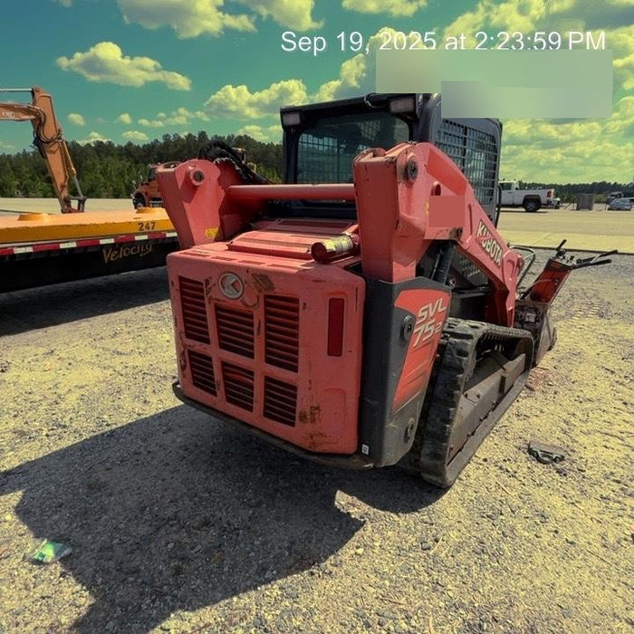 2019 Kubota SVL75-2 Cab/Heat/Air, Standard Tracks, Standard Flow, Hydraulic QC 68" HD Bucket w/ Smooth cutting edge