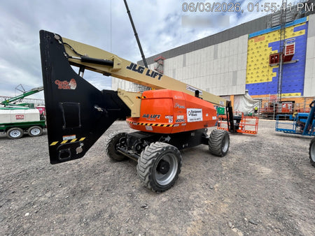 2023 JLG 800AJ