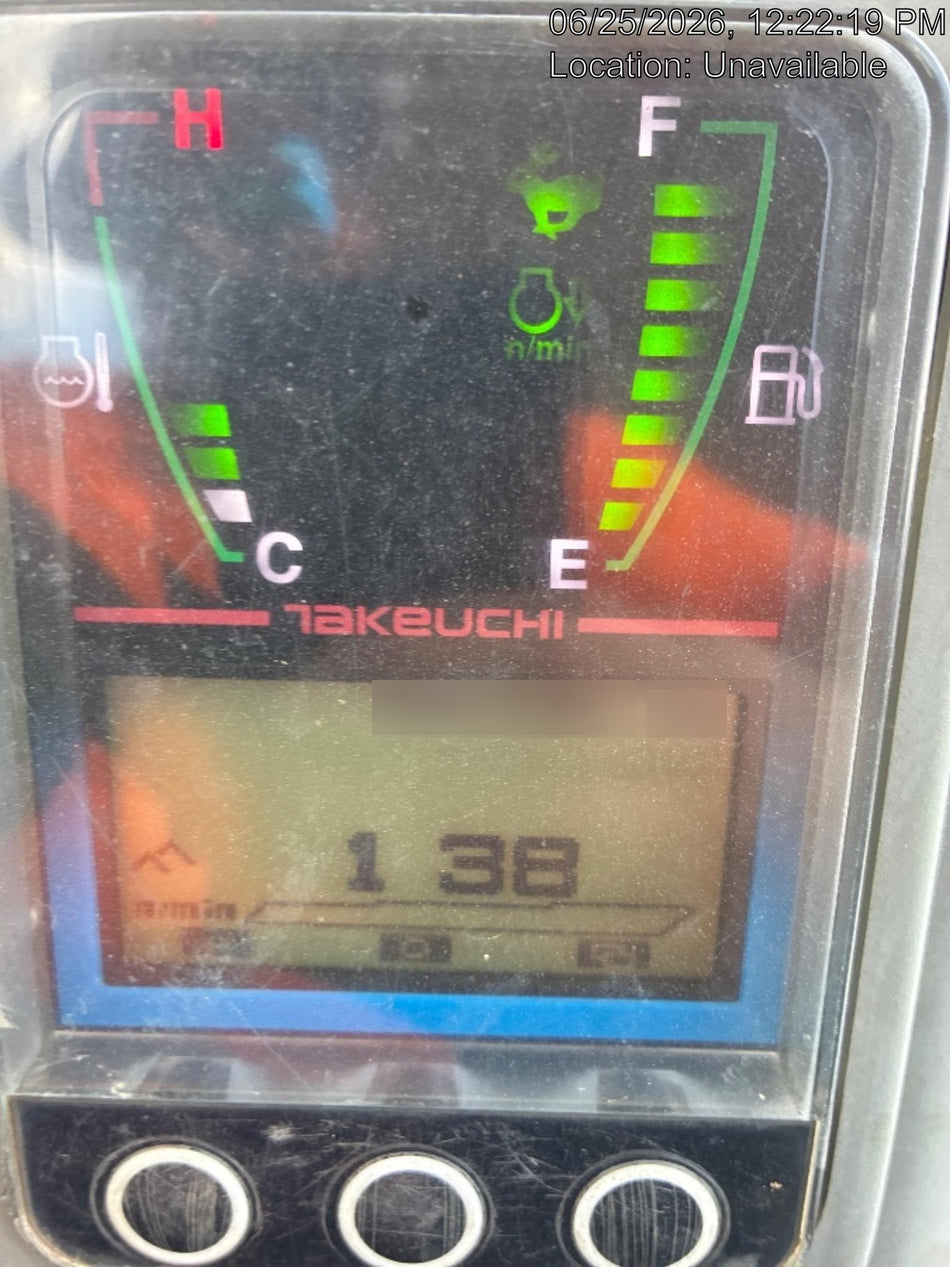 2022 TAKEUCHI TB235-2R