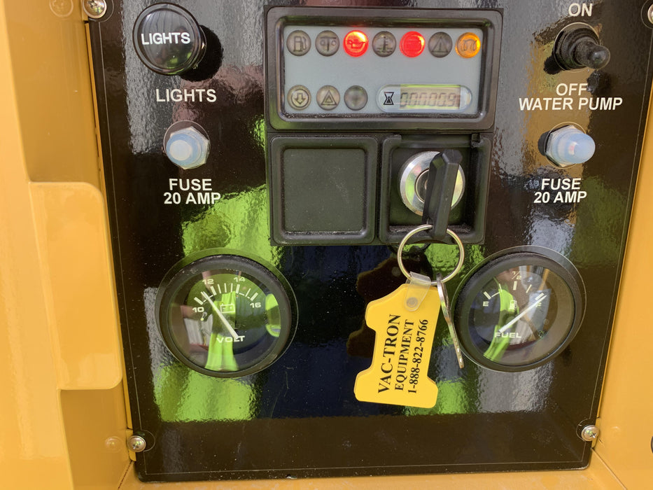 2020 Vac-Tron LP573XDT Tier 4 Kohler Diesel Engine, 500 Gallon Debris Tank w/ Hydraulic Tilt, two (2) 100 Gallon Water Tanks, Low Profile Torsion Axles (12,000 GVWR), Manual Jack Trailer