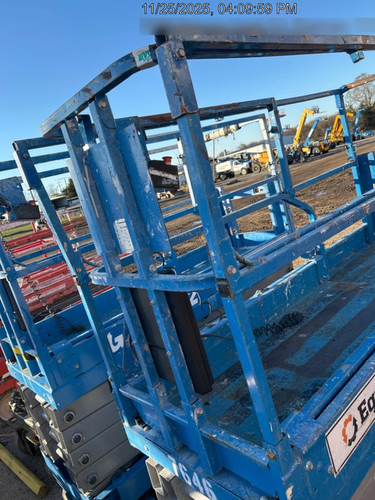 2017 Genie GS-3232 Genie GS3232 Lift w/Folding Rails and Swing Gate