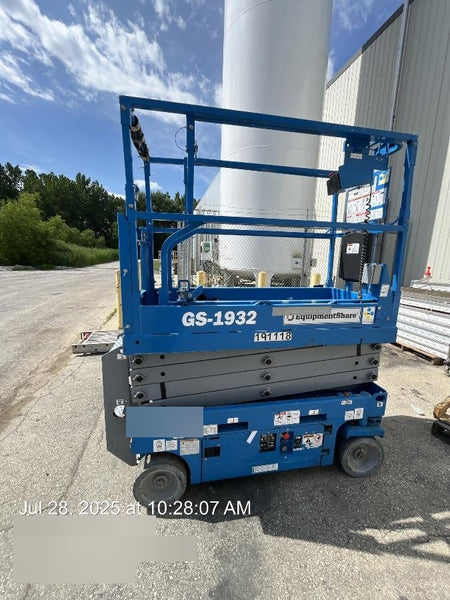 2021 GENIE GS-1932