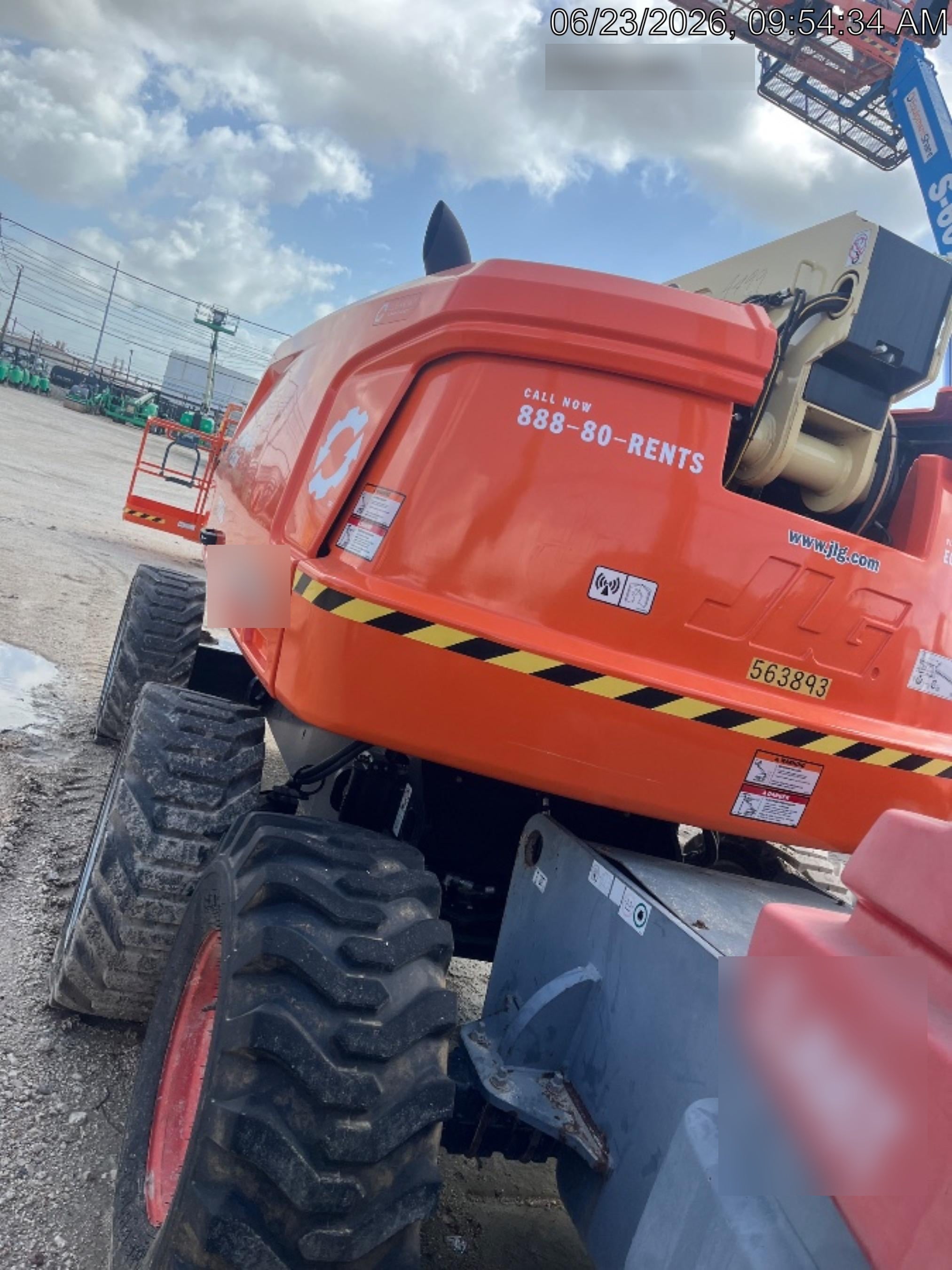 2025 JLG 660SJ