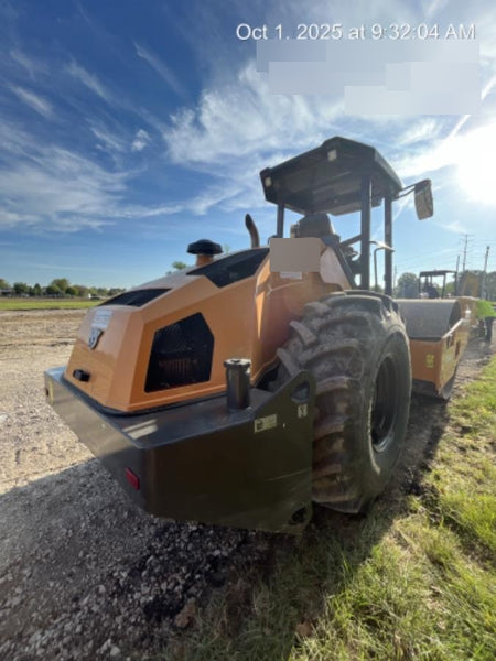 2023 CASE SV211E