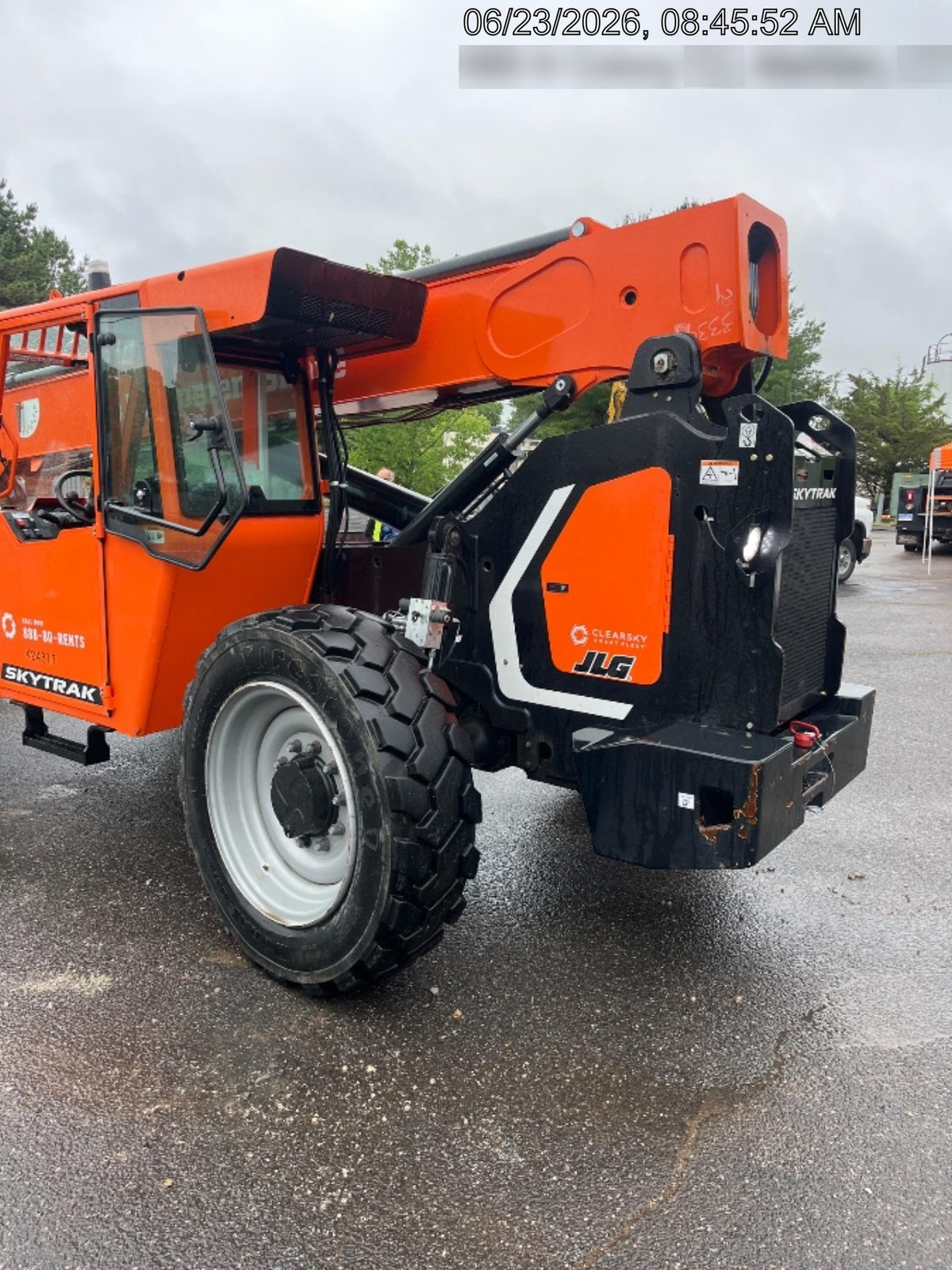 2024 SKYTRAK 8042
