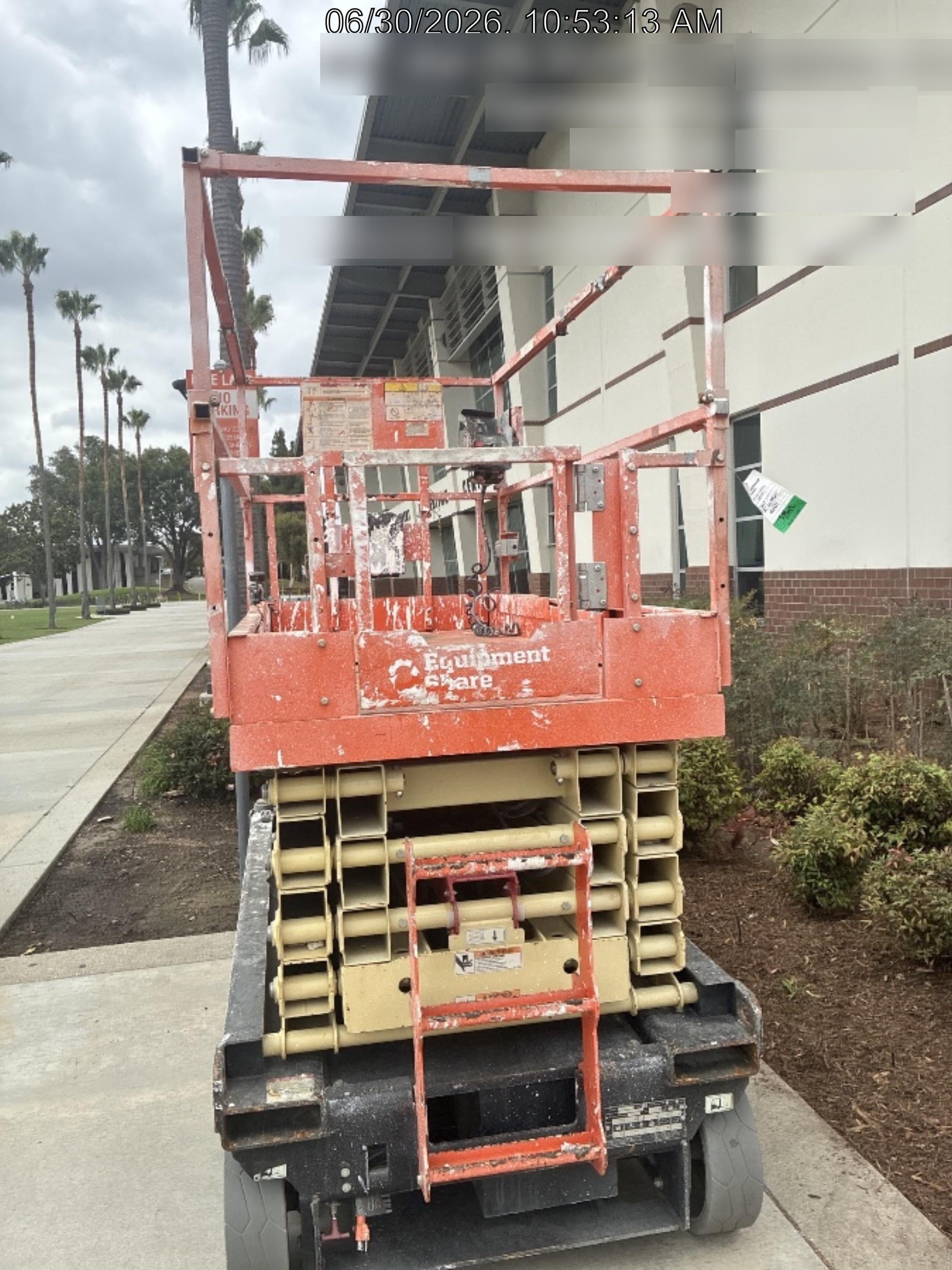 2022 JLG ES3246