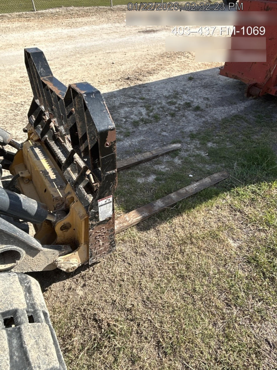 2021 PALADIN 48" Pallet Forks - Paladin