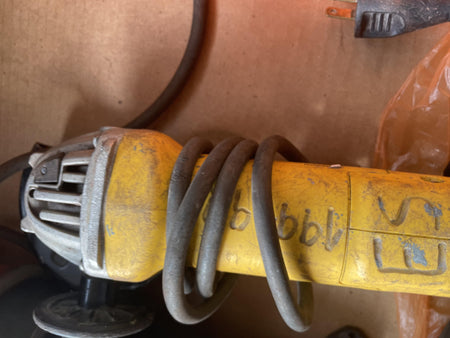 2022 DEWALT DWE402N