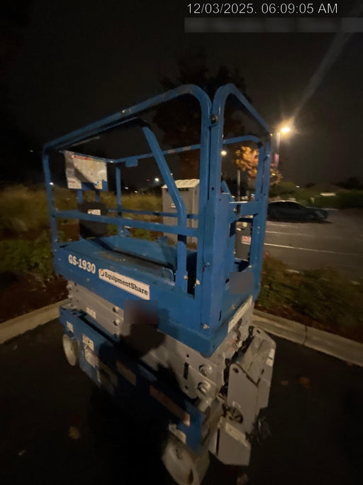 2019 Genie GS-1930 Half Height Swing Gate, 800W Inverter