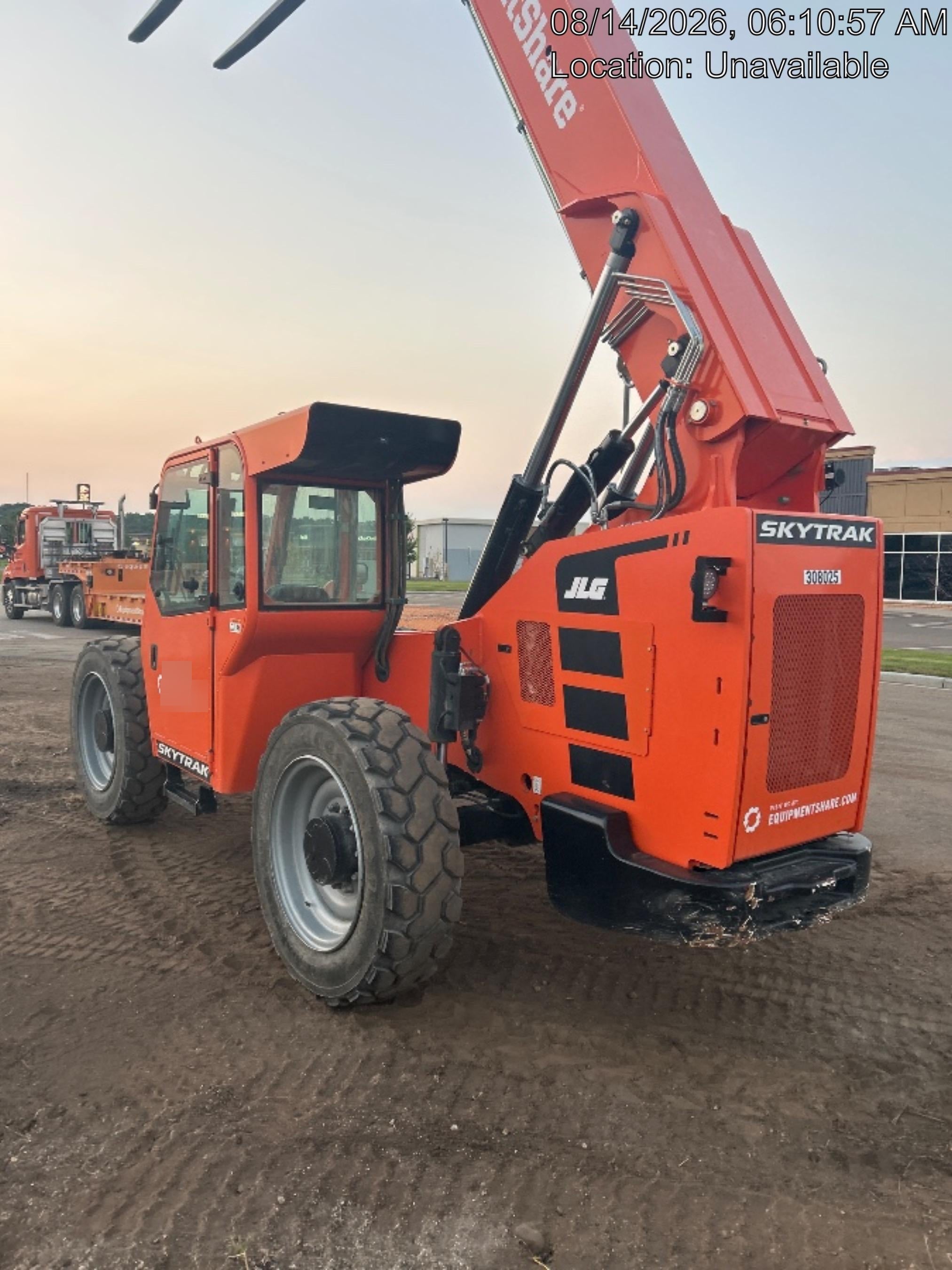 2023 SKYTRAK 8042