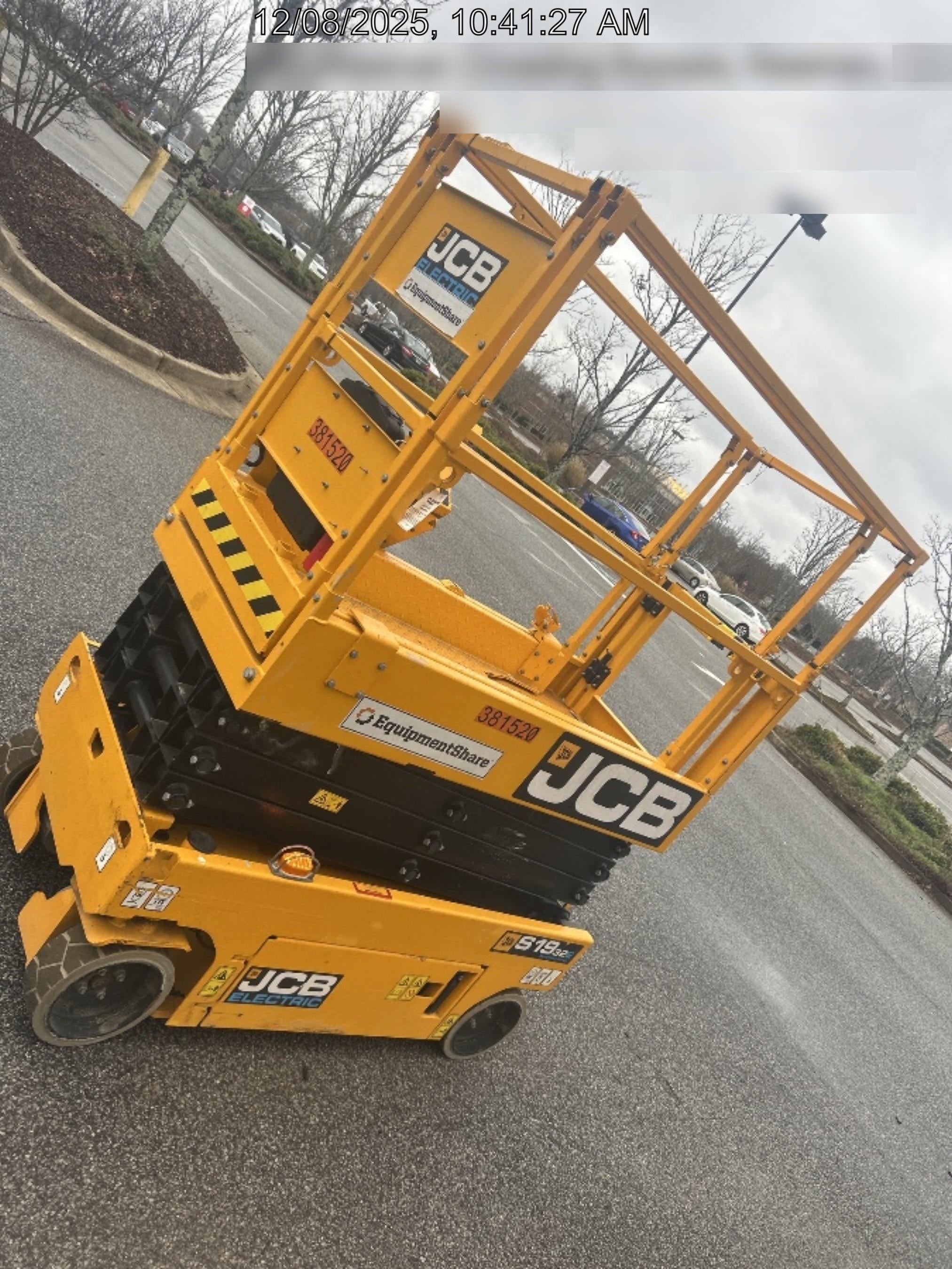 2024 JCB S1932E
