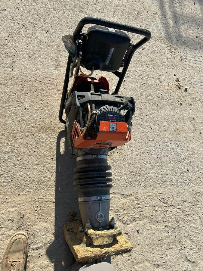 2024 HUSQVARNA LT6005