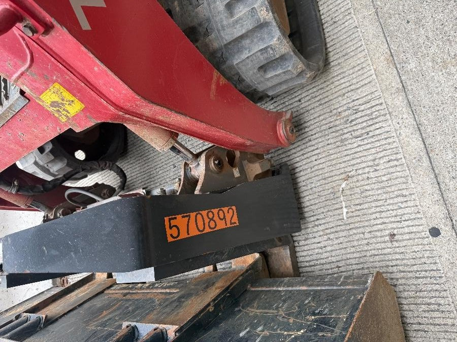 2025 ARROW MATERIAL HANDLING 24" Pallet Fork Frame