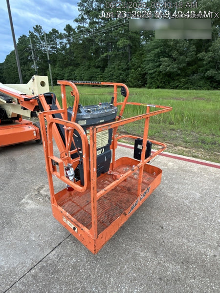 2019 JLG E450AJ