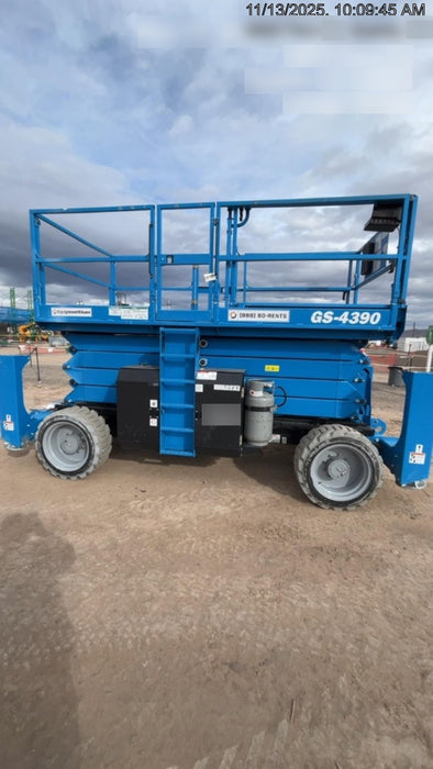 2020 GENIE GS-4390 RT