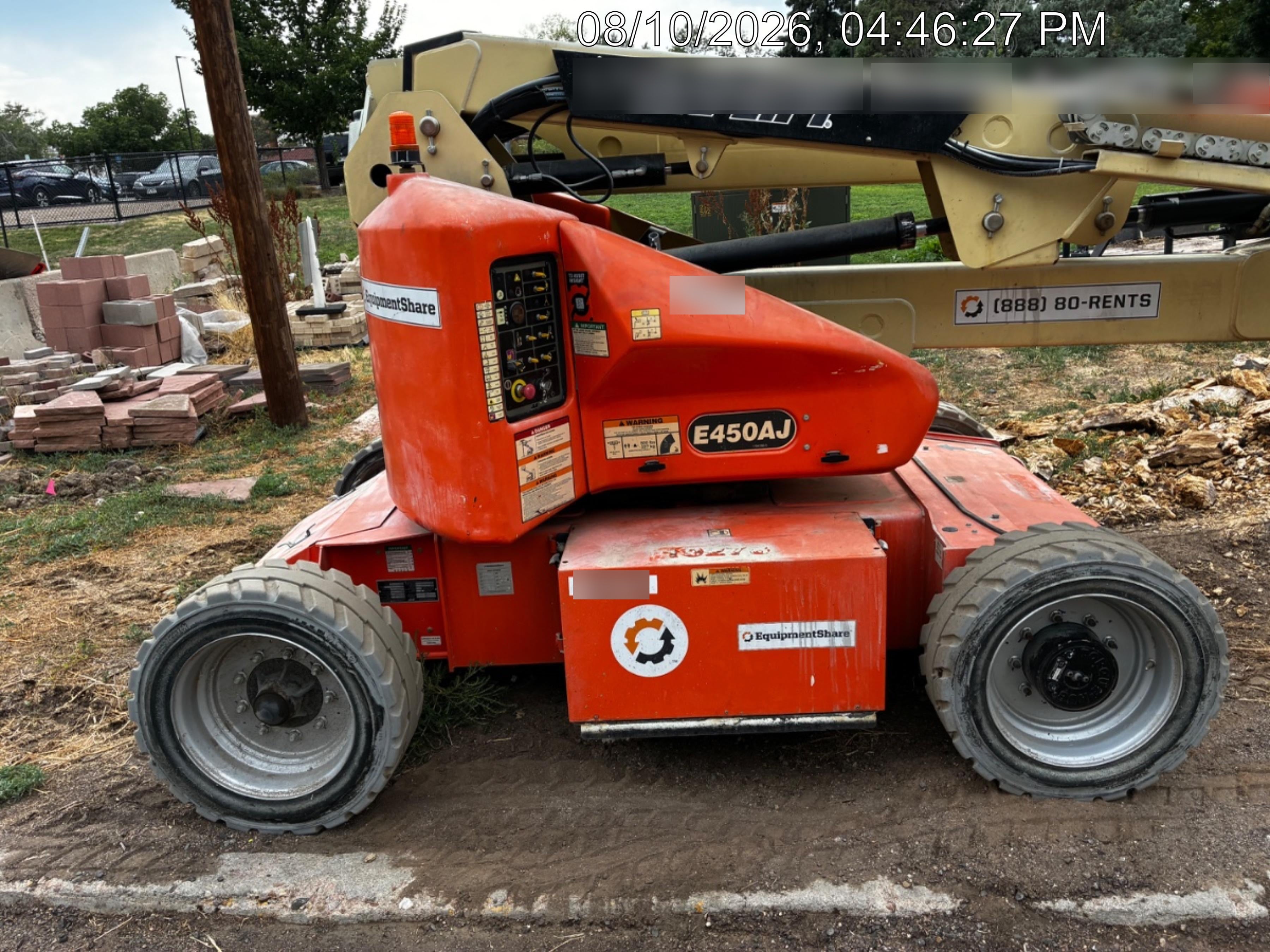 2019 JLG E450AJ