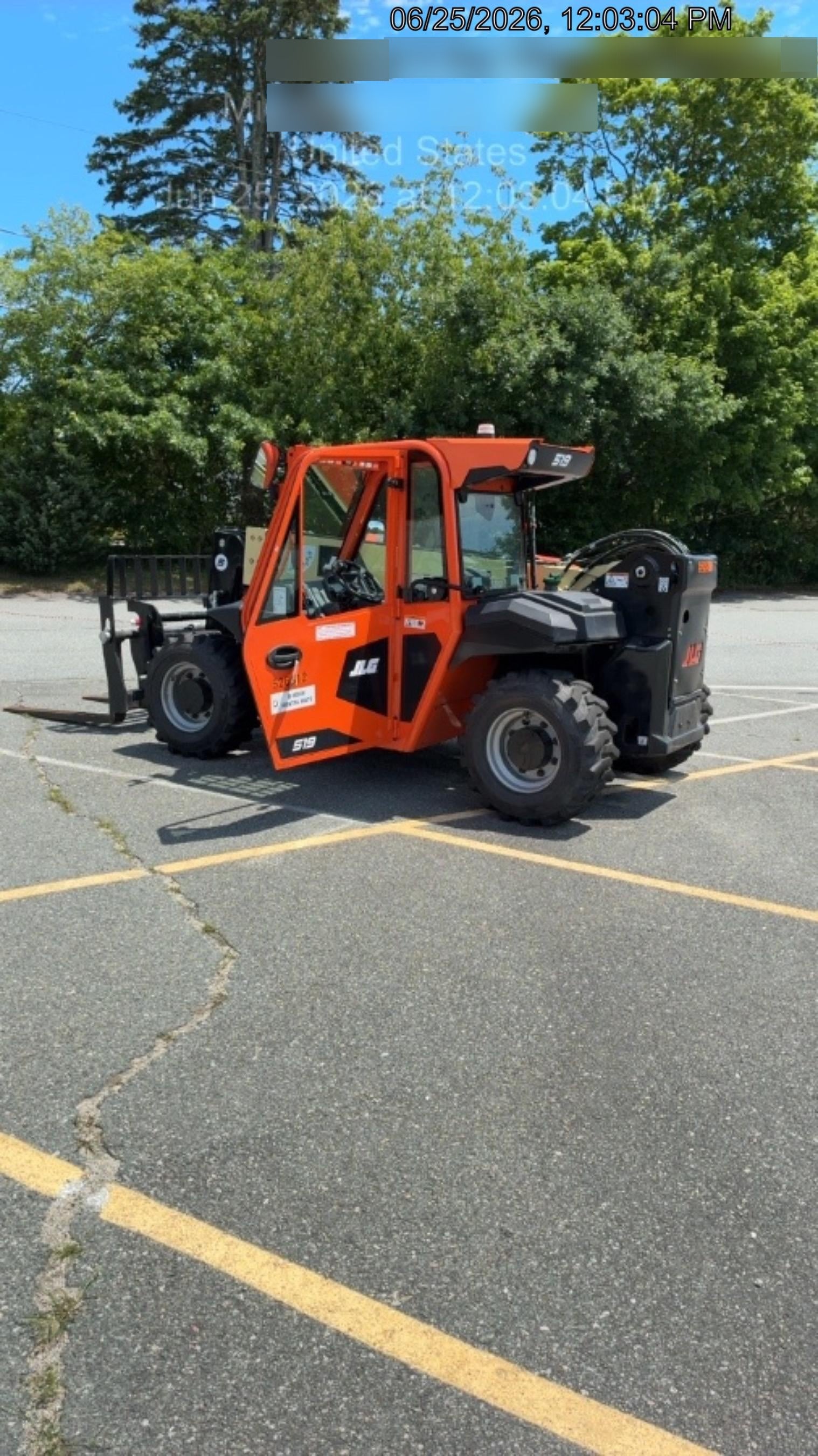 2025 JLG 519