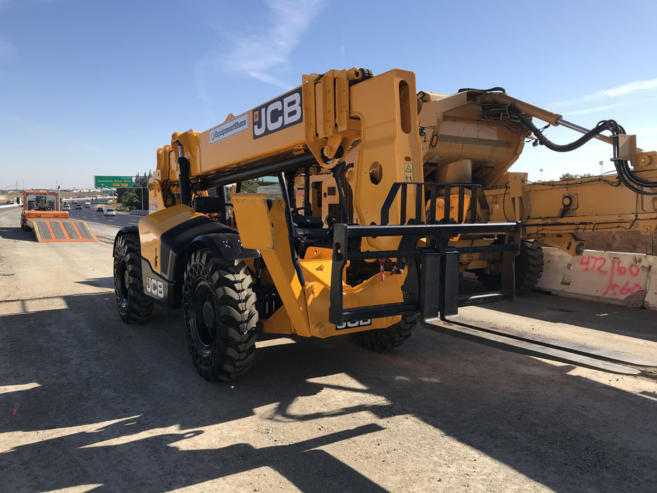2020 JCB 512-56 Canopy, 74Hp, Solid Tires, Work Lights, Beacon, Aux Hydraulics, Back up Alarm, Lifting Eye, ES Decals