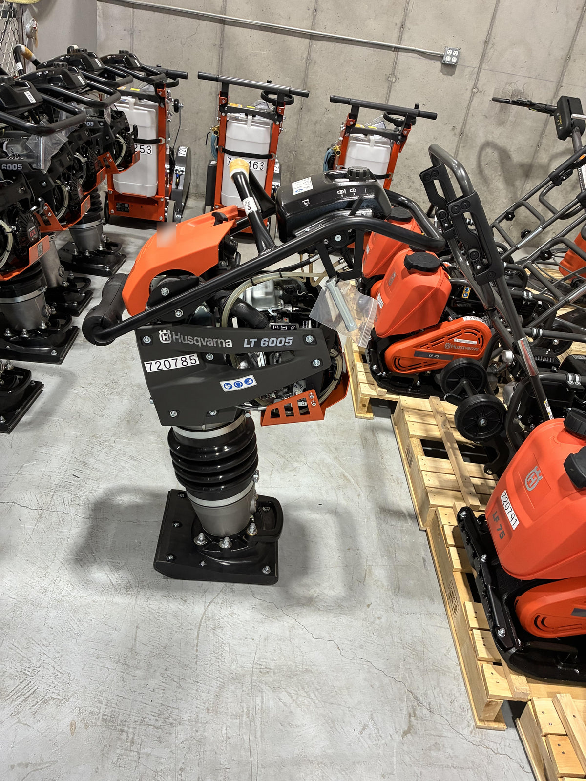 2026 HUSQVARNA LT6005