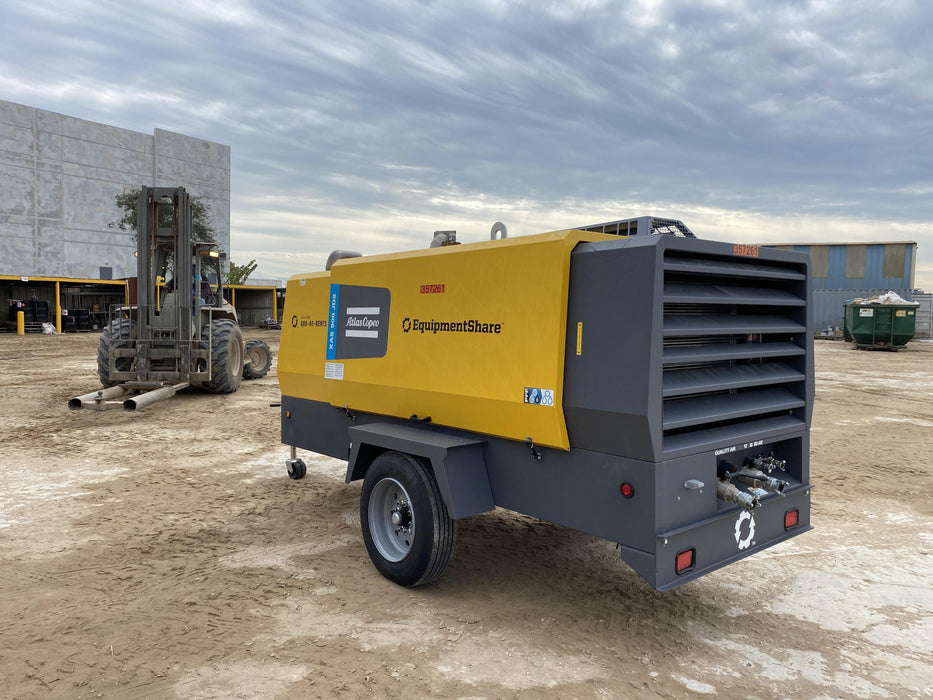 2023 ATLAS COPCO XAS 900