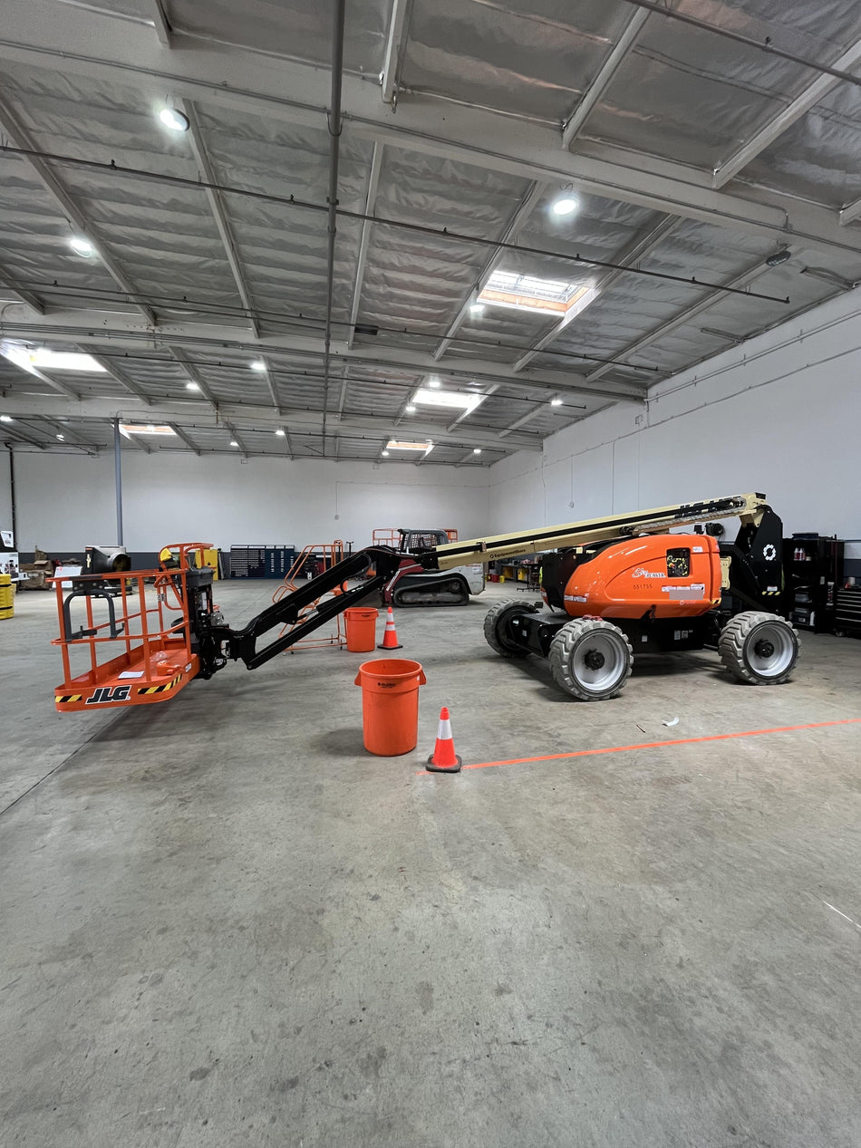 2025 JLG 600AJ