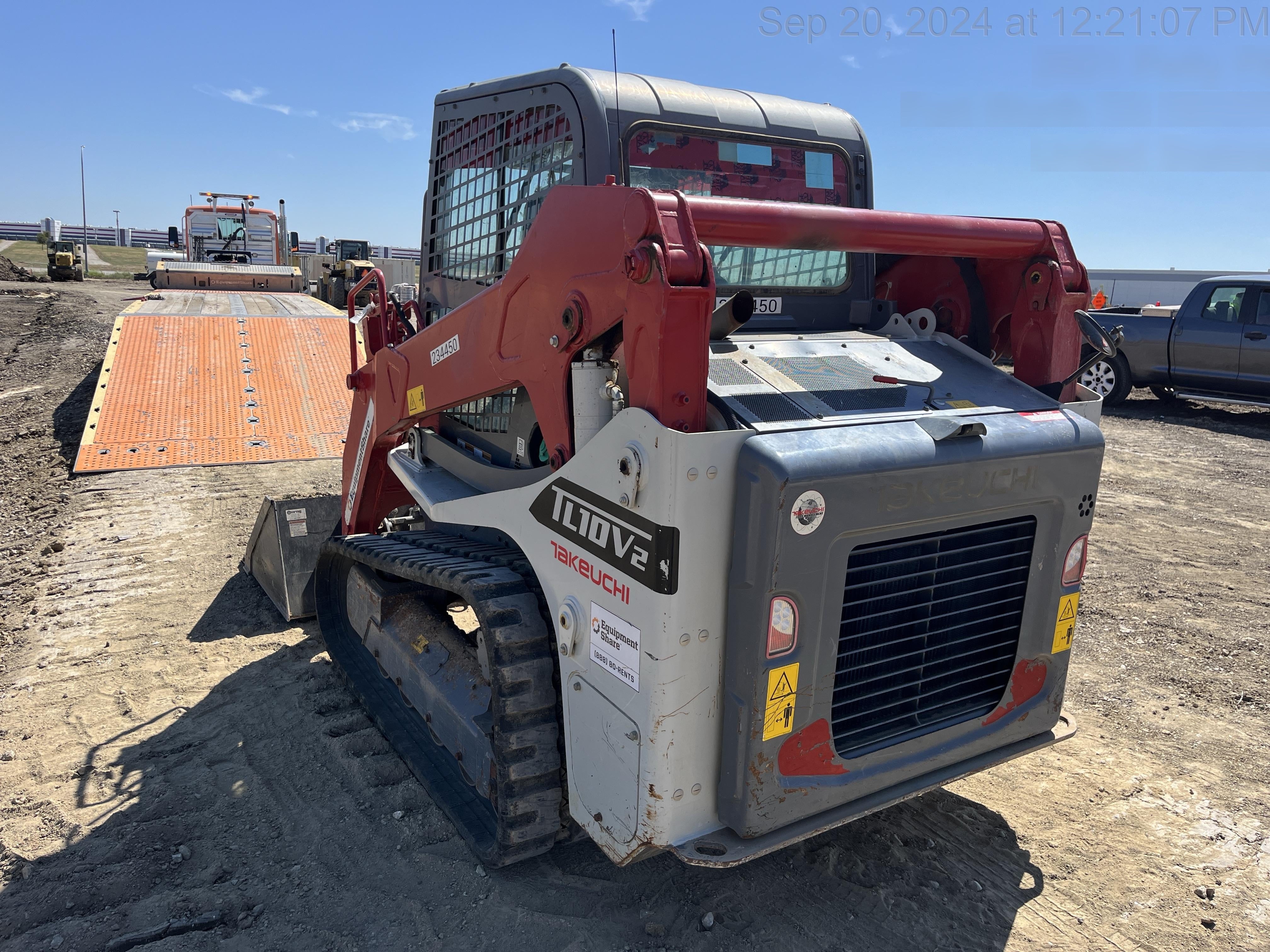 2022 TAKEUCHI TL10V2-CR