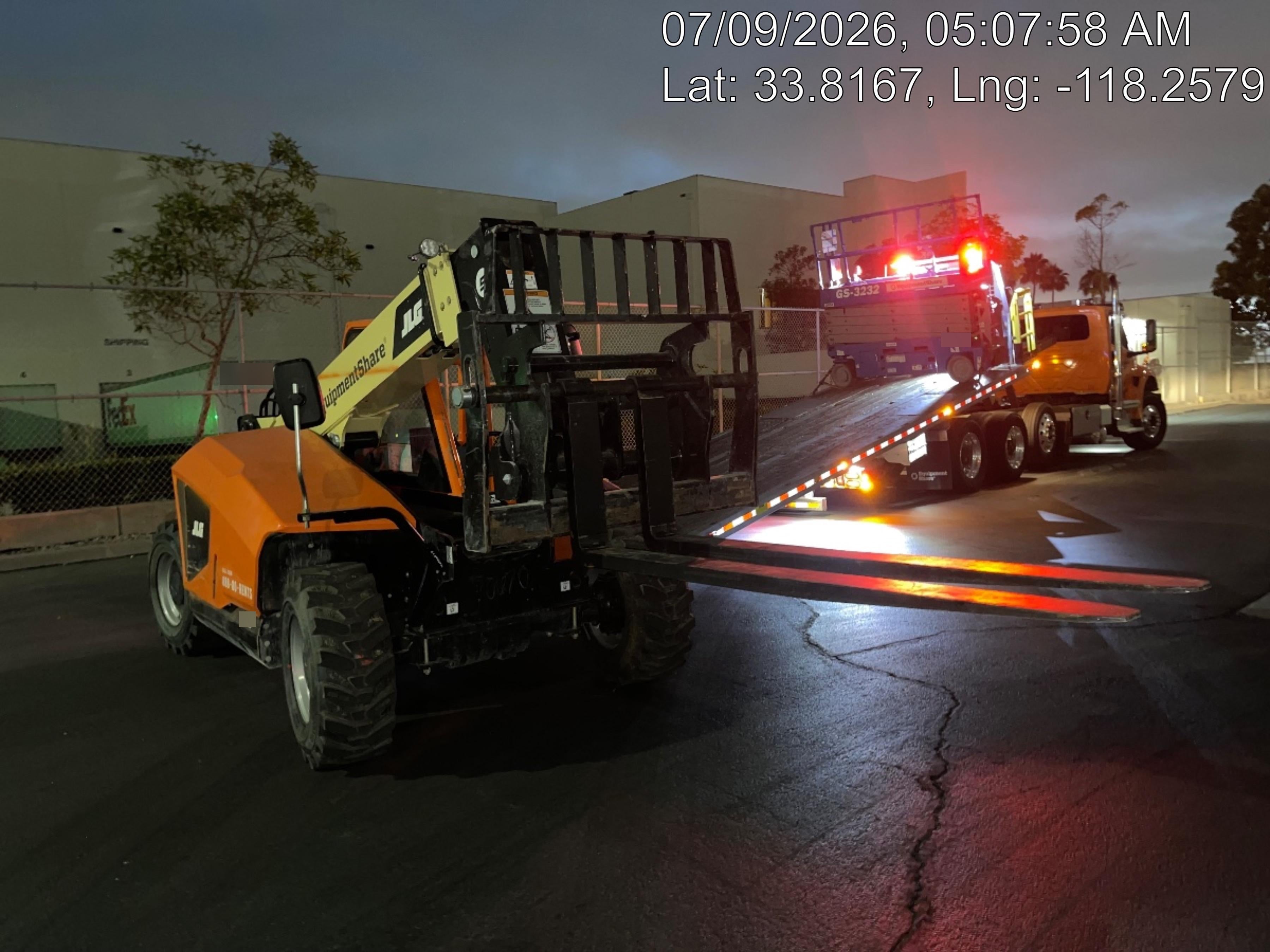 2025 JLG 519