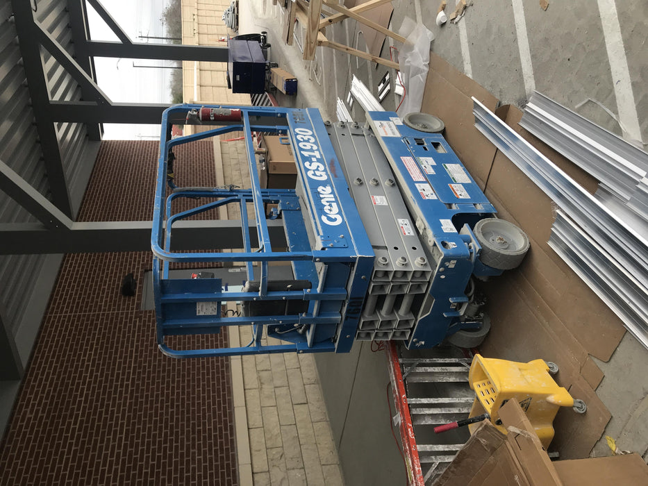 2018 GENIE GS-1930