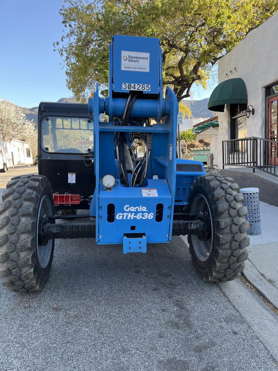 2023 GENIE GTH-636