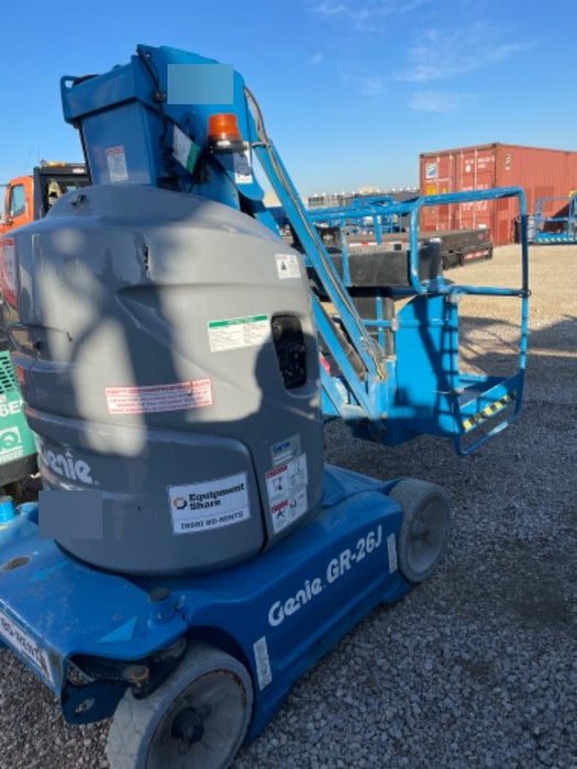 2020 GENIE GR-26J