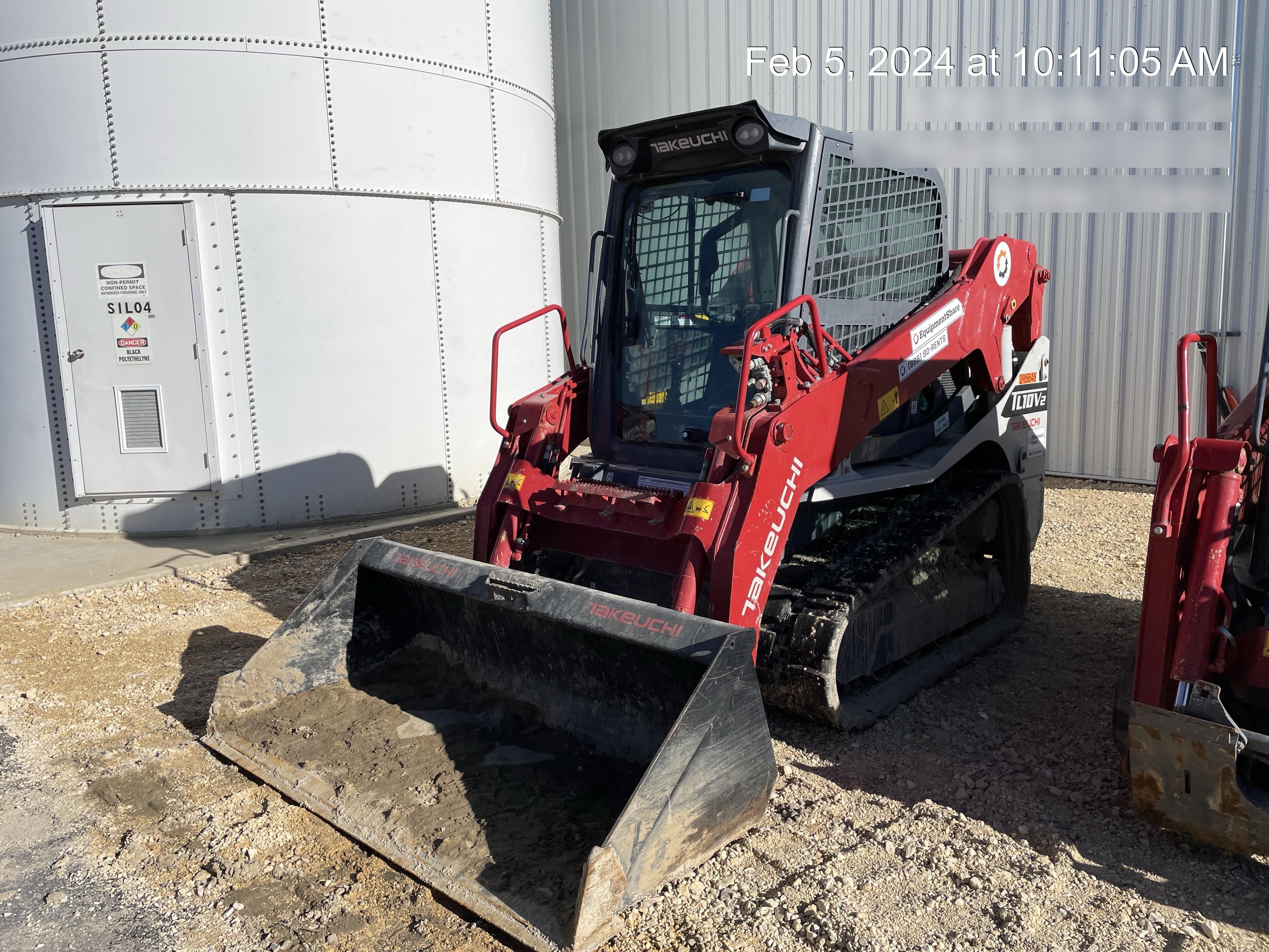 2023 TAKEUCHI TL10V2-CR