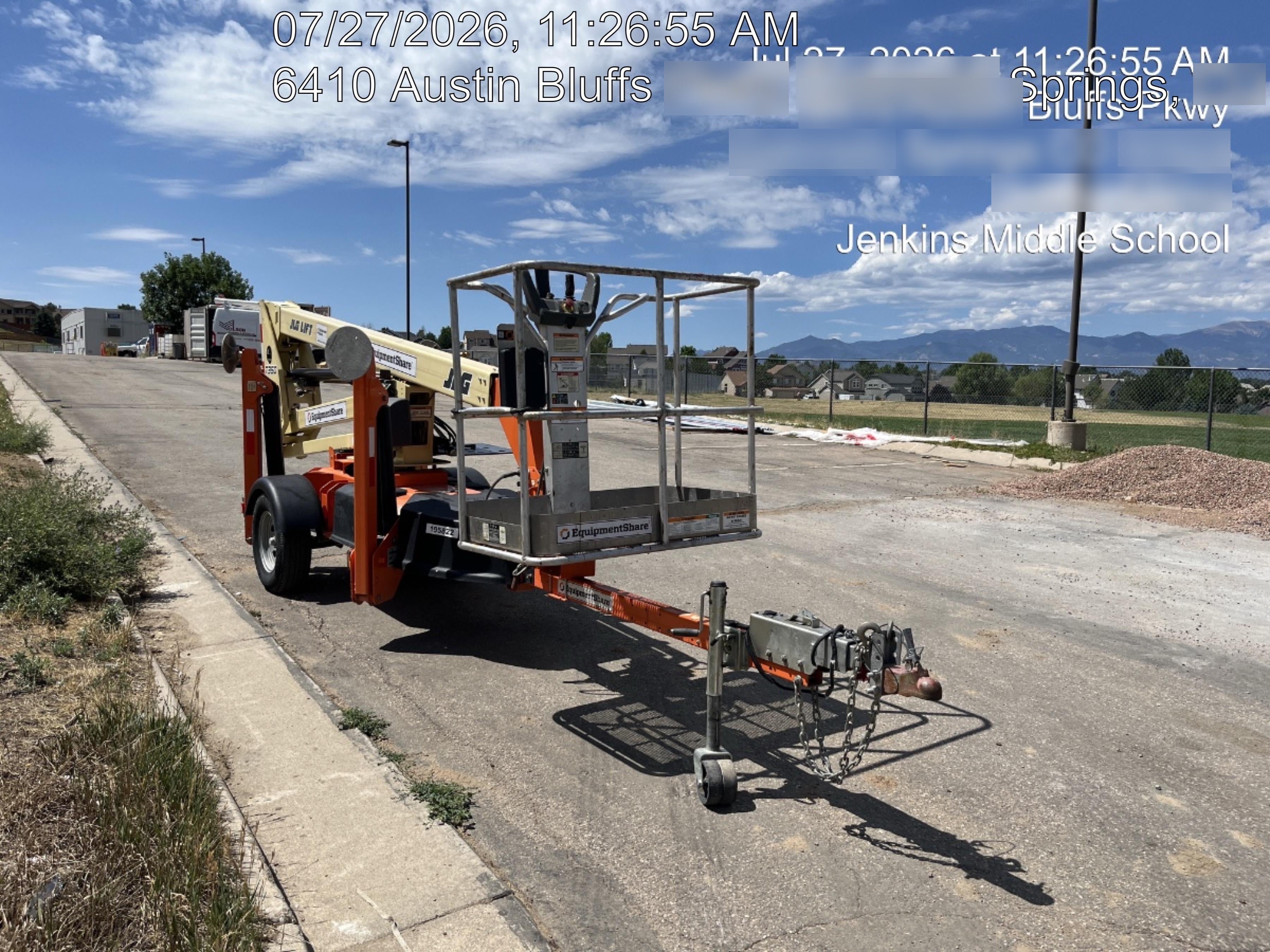 2021 JLG T350