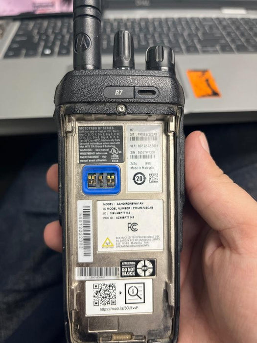 2023 MOTOROLA R7 DISPLAY